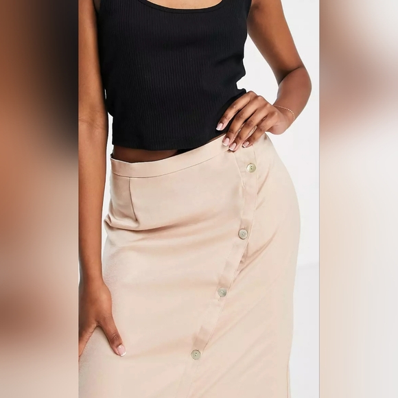 NWT ASOS Lola May Satin Maxi Skirt - Picture 3 of 4